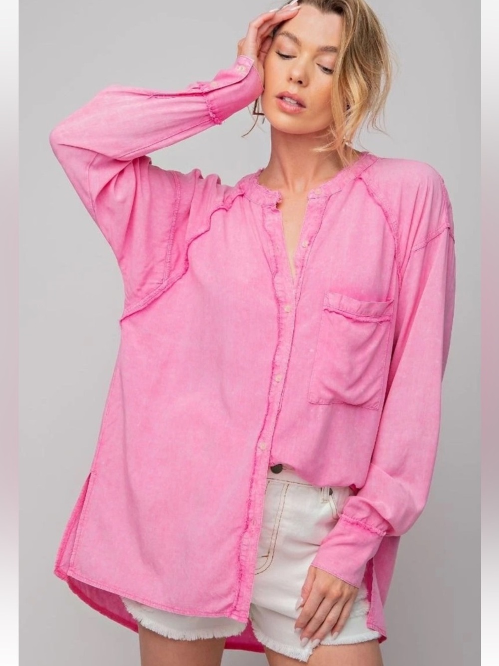 NWT Easel Summer Breeze Pink Mineral Washed Frayed Seams Button Up Tunic Top L